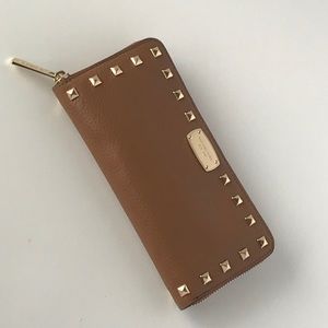 NWT Micheal Kors Studded Continental Leather Wallet